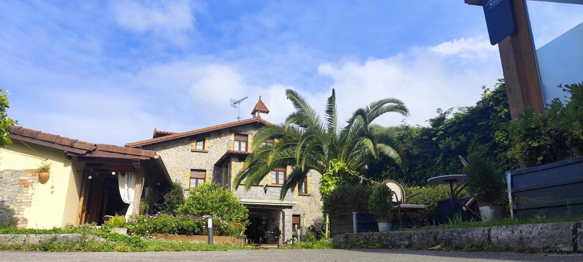 Apartamento La Casona del Carmen Noja Exterior foto